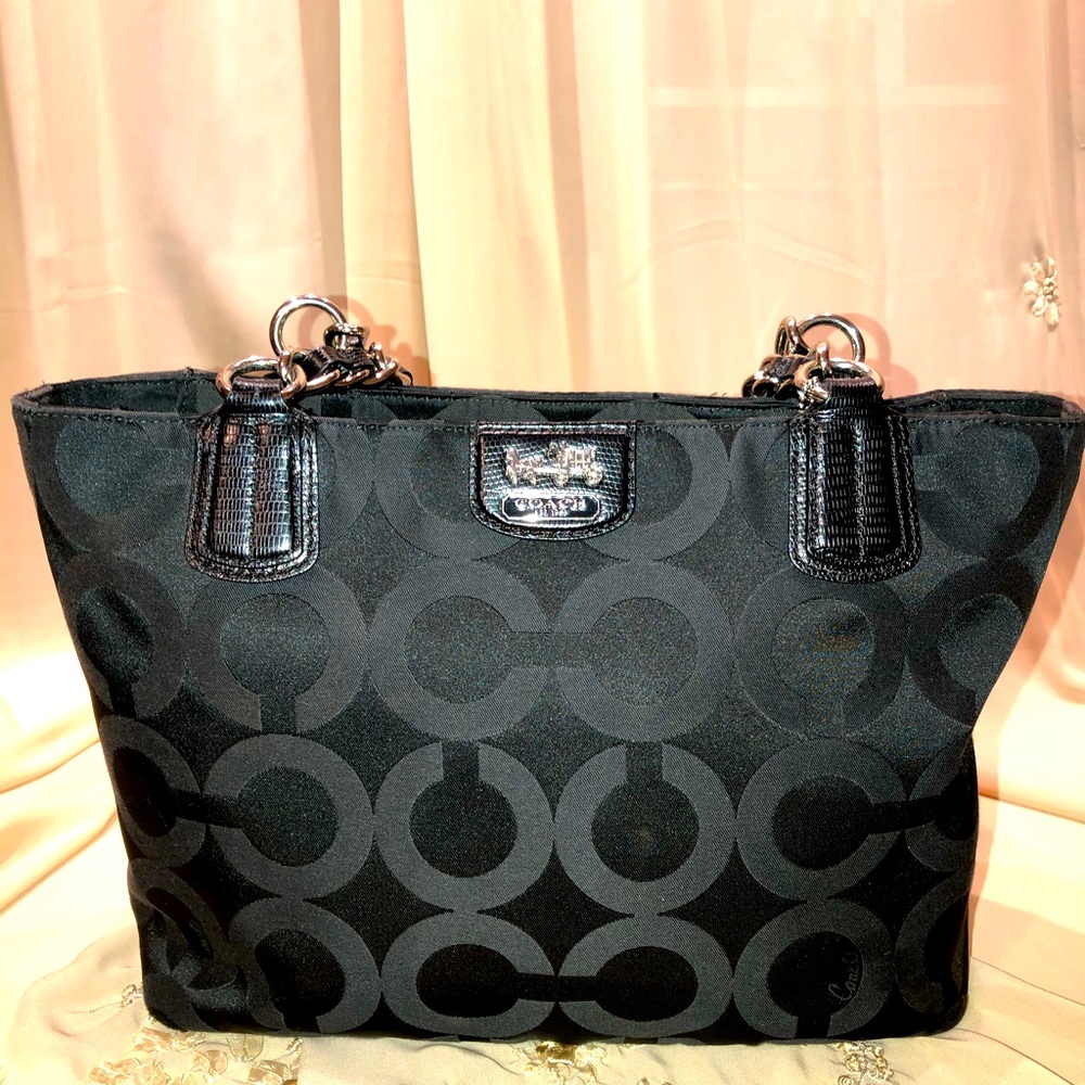 Coach Madison Op Art Black